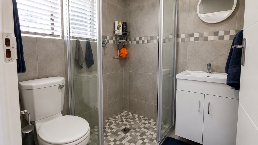 2 Bedroom Property for Sale in Dana Bay Western Cape